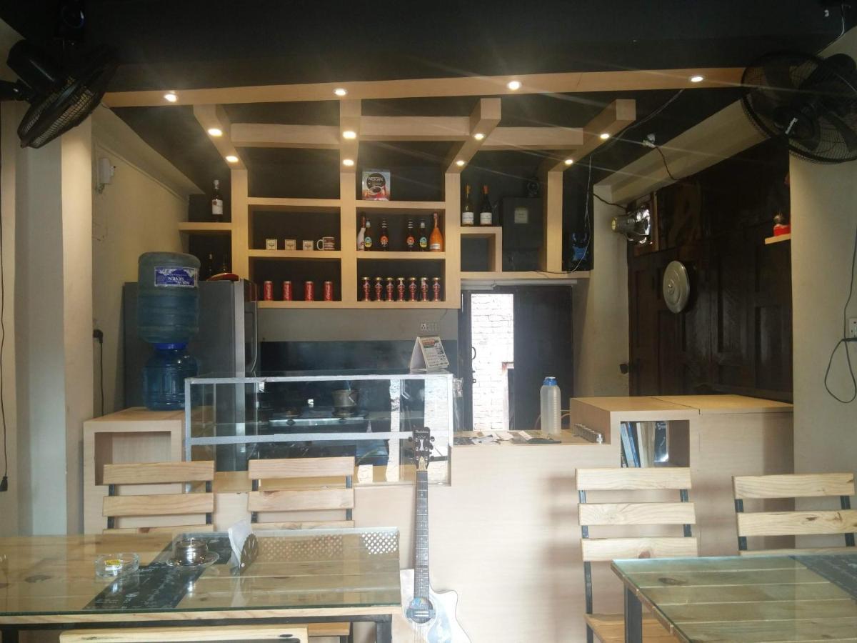 Laxmi Homestay With Main Square View บักตะปูร์ ภายนอก รูปภาพ