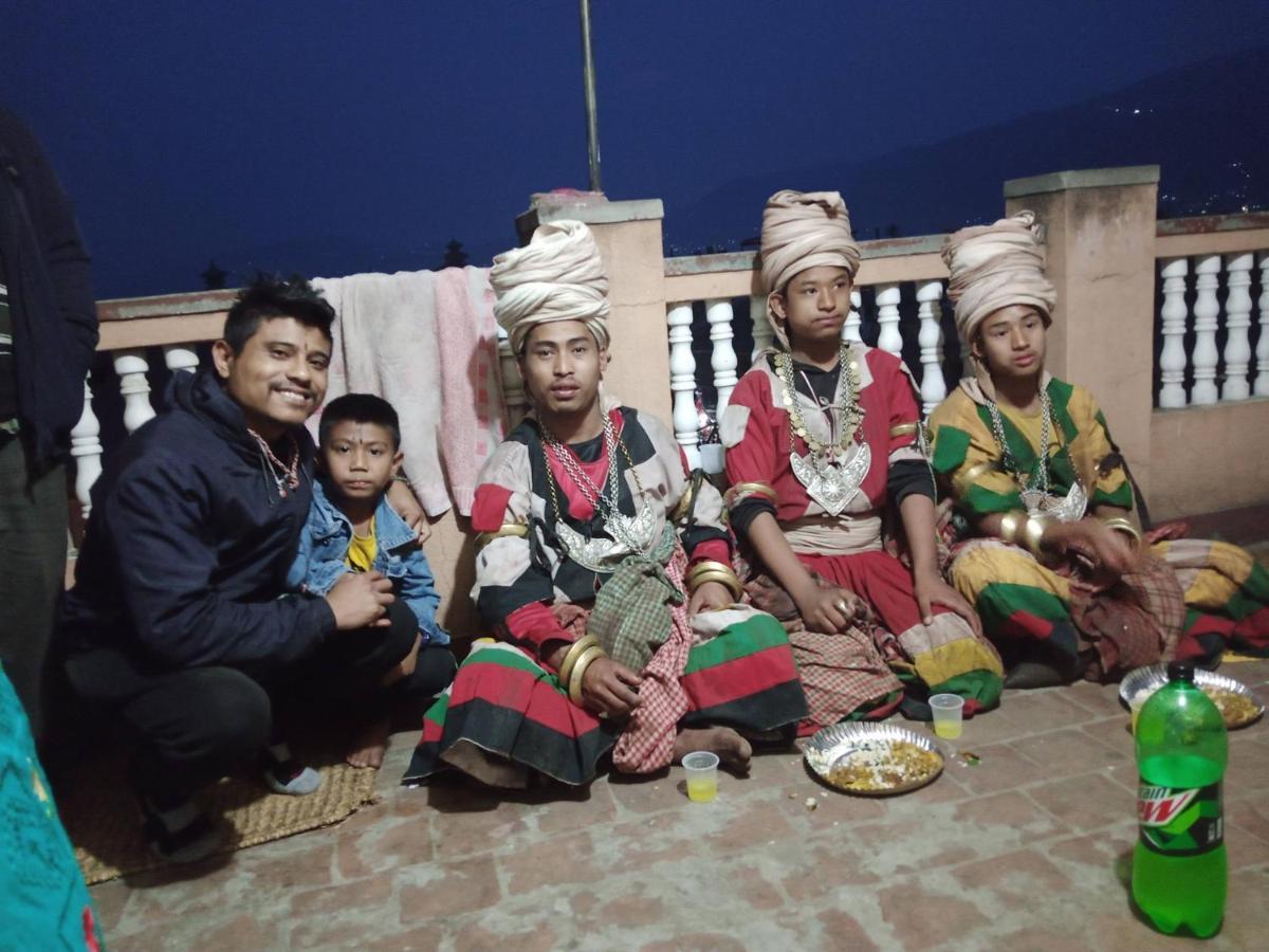 Laxmi Homestay With Main Square View บักตะปูร์ ภายนอก รูปภาพ