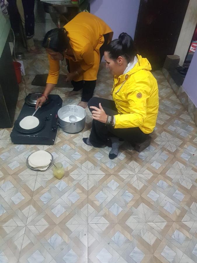 Laxmi Homestay With Main Square View บักตะปูร์ ภายนอก รูปภาพ